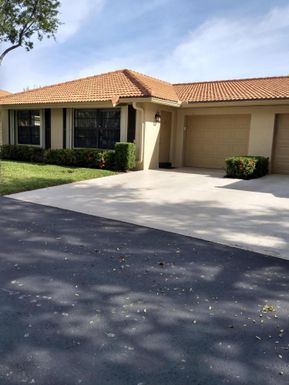 9890 Bischofia Tree, Boynton Beach, FL 33436