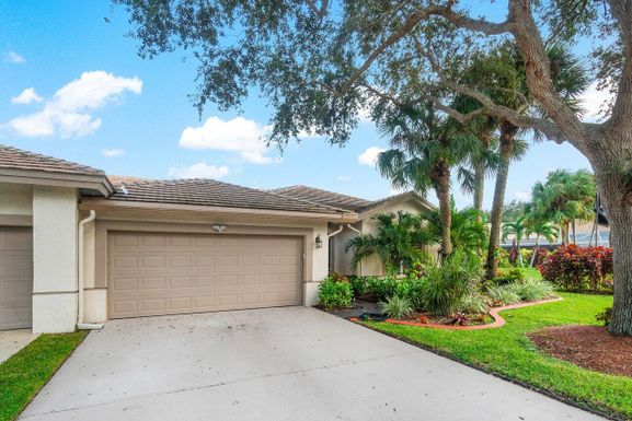 7465 Rockbridge, Lake Worth, FL 33467