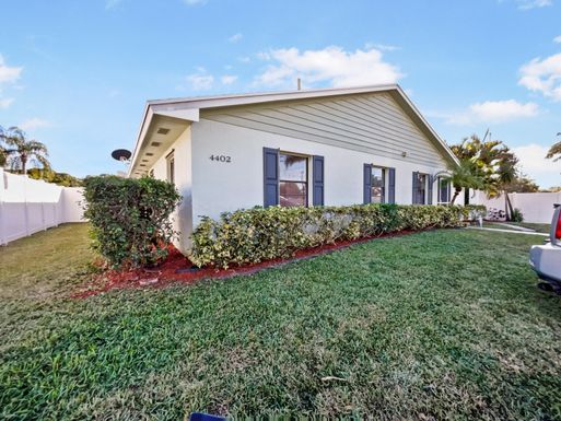 4402 Walden, Lake Worth, FL 33463