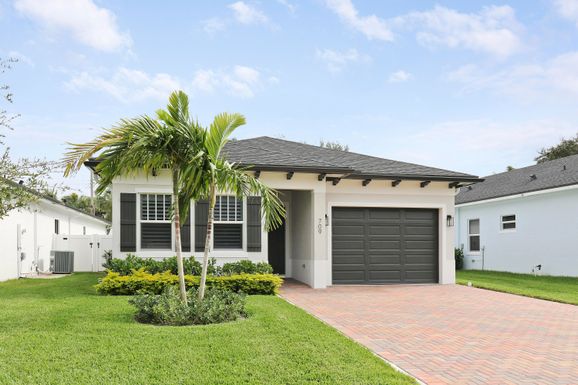 709 Perry, Jupiter, FL 33458