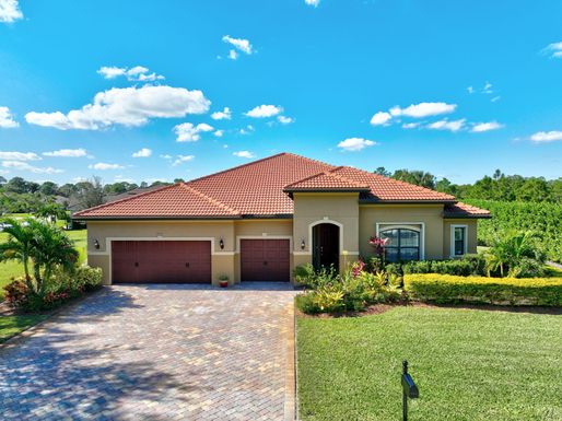 964 Canoe Creek, Palm City, FL 34990