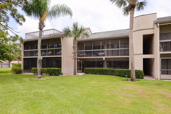 9440 Meadowood, Fort Pierce, FL 34951