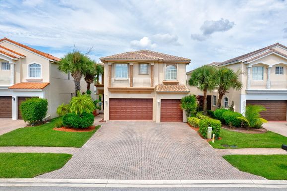 103 Bellezza, Royal Palm Beach, FL 33411