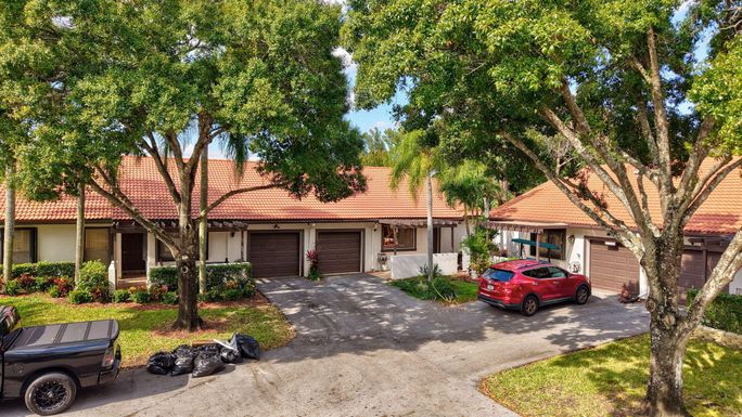 7257 Solandra, Tamarac, FL 33321