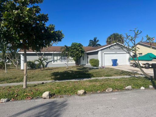 2000 23rd, Riviera Beach, FL 33404