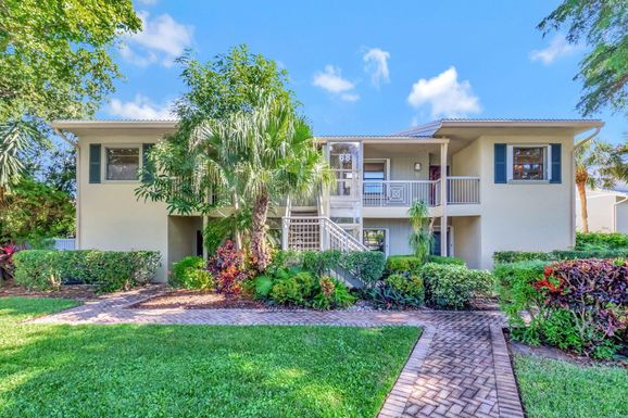 68 Eastgate, Boynton Beach, FL 33436