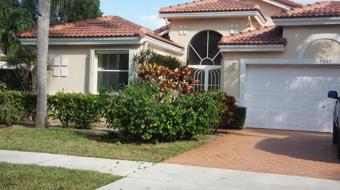 9557 Arbor View, Boynton Beach, FL 33437