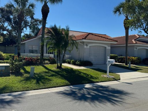 8100 Summer Shores, Delray Beach, FL 33446