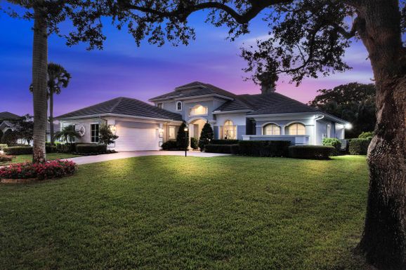 10633 Pine Tree, Boynton Beach, FL 33436