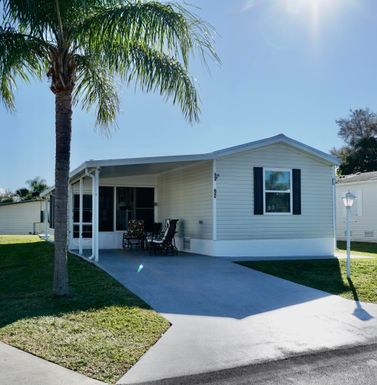 92 Sandhill Blvd., Fort Pierce, FL 34982