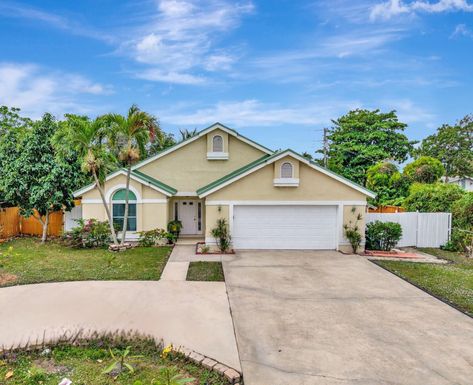 634 Lindell, Delray Beach, FL 33444