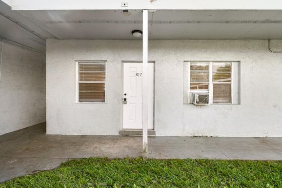 1600 Center, Jupiter, FL 33458