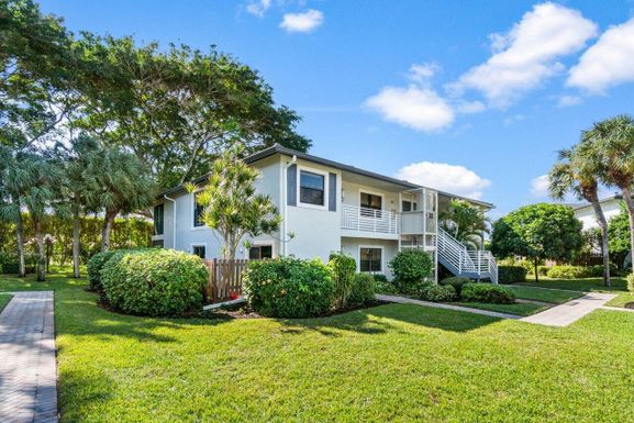 22 Southport, Boynton Beach, FL 33436