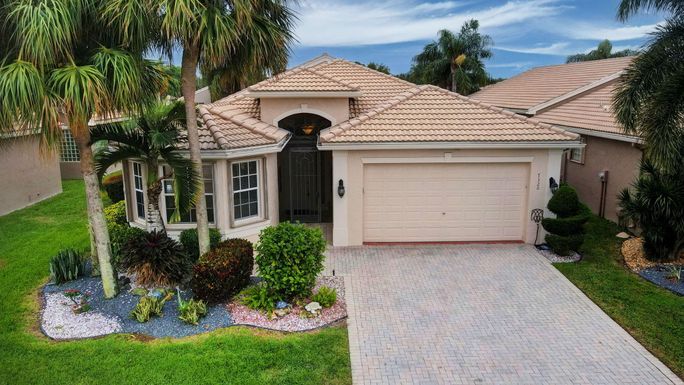 7320 Cortes Lake, Delray Beach, FL 33446