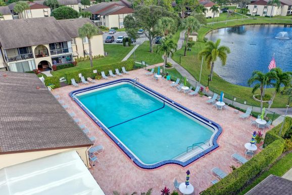 3586 La Playas, Greenacres, FL 33463