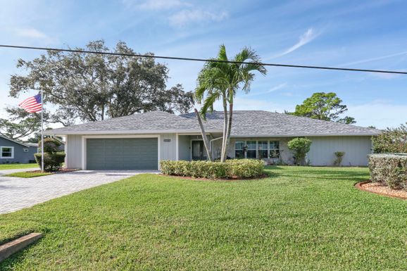 2074 Elmhurst, Port Saint Lucie, FL 34952