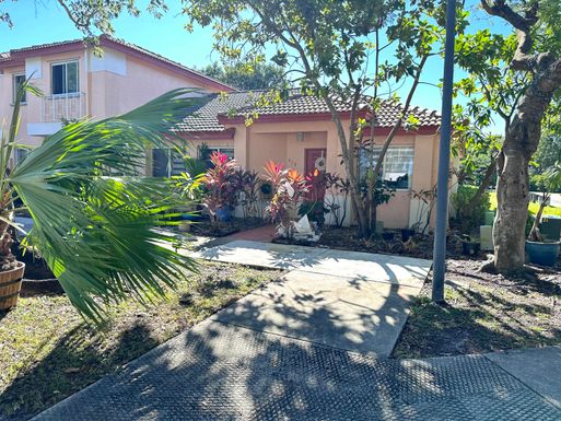 519 208th, Pembroke Pines, FL 33029