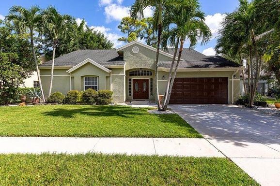 1112 Wild Cherry, Wellington, FL 33414