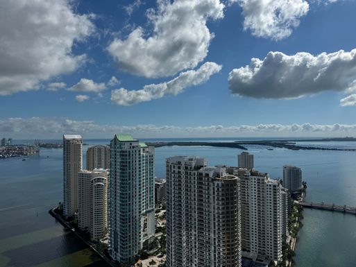 300 Biscayne Boulevard, Miami, FL 33131