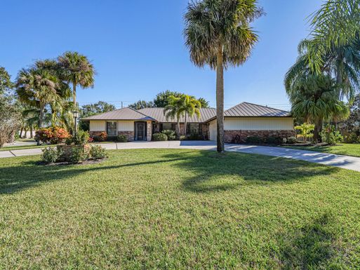 590 Cross Creek, Sebastian, FL 32958