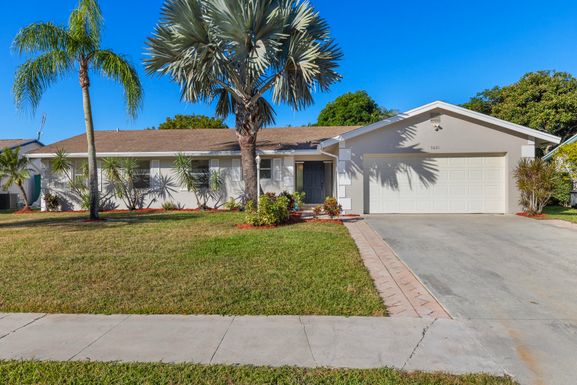 5621 Adair, Lake Worth, FL 33467