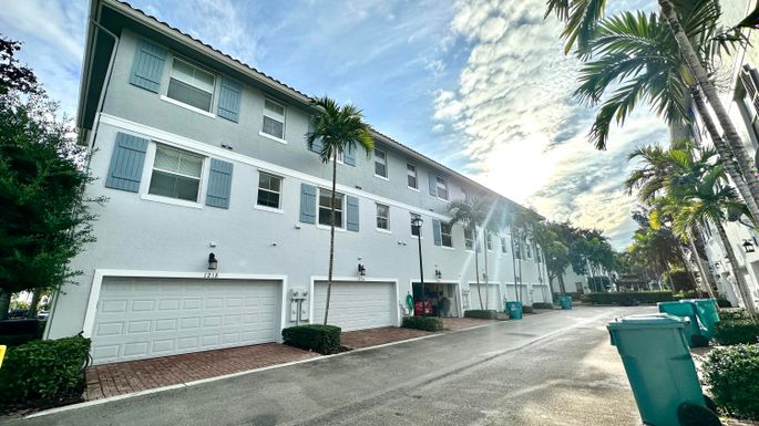 1224 Via Fatini, Boynton Beach, FL 33426