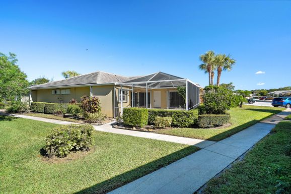 1226 Sun Terrace, Port Saint Lucie, FL 34986