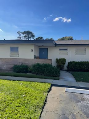 2885 Ashley, West Palm Beach, FL 33415