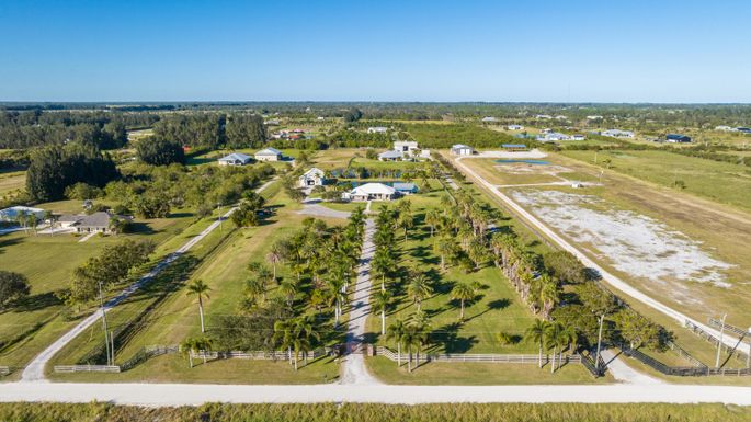 6990 61st, Vero Beach, FL 32967