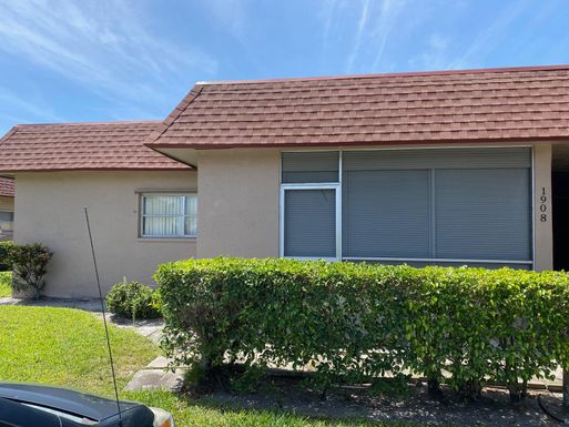 1908 Palmland Drive, Boynton Beach, FL 33426