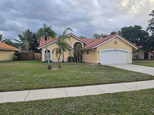 5320 Helene, Boynton Beach, FL 33472