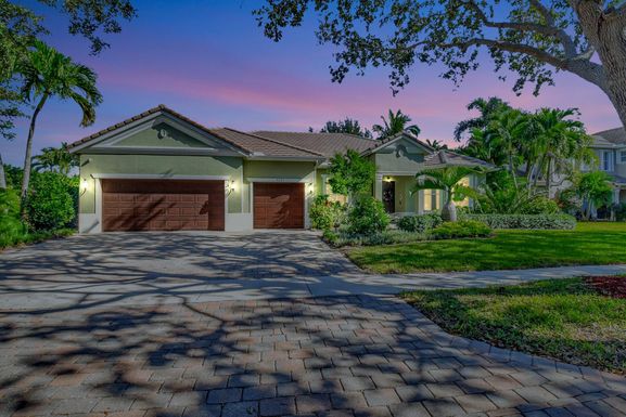 9225 Savannah Estates, Lake Worth, FL 33467