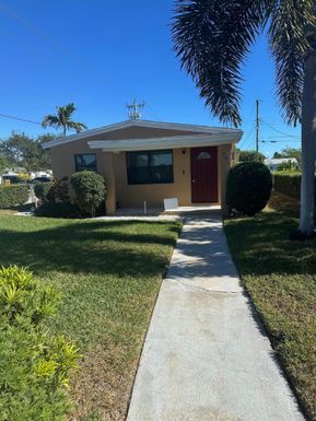 353 7th, Delray Beach, FL 33444