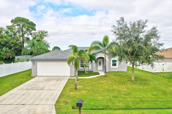 457 Todd, Port Saint Lucie, FL 34983