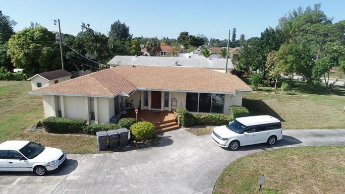 1675 Breezy, West Palm Beach, FL 33417