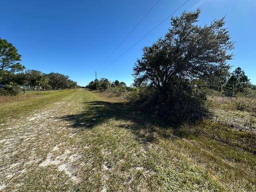 14822 290th, Okeechobee, FL 34972