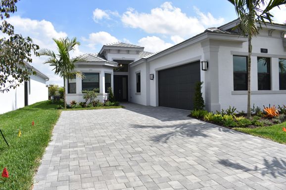 9291 Mountain Pine, Boynton Beach, FL 33473