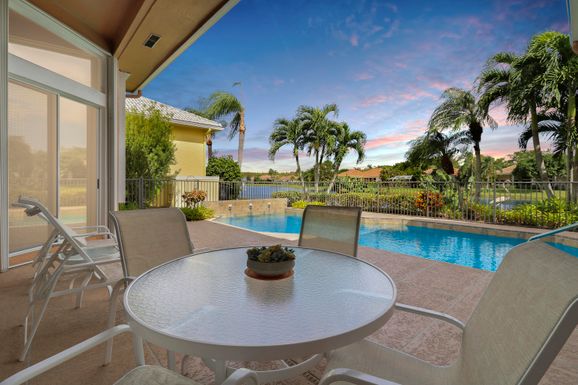 71 Cayman, Palm Beach Gardens, FL 33418