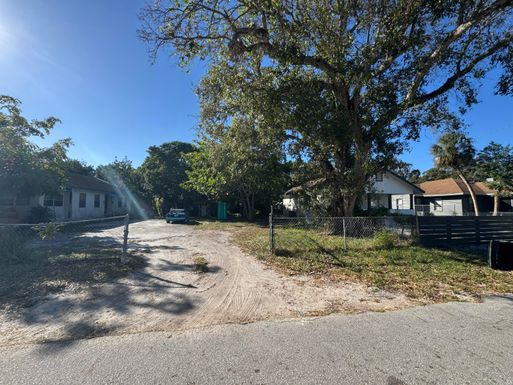 15 St, Fort Pierce, FL 34950