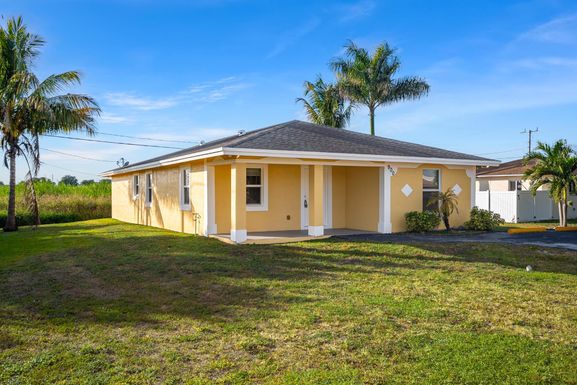 900 12th, Belle Glade, FL 33430