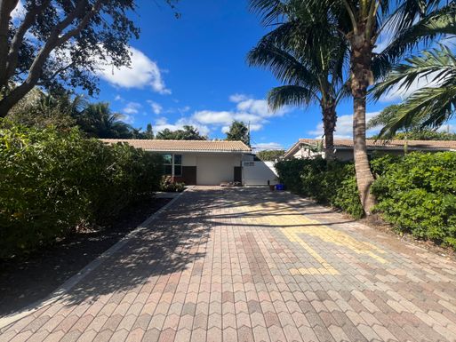 4363 2nd, Boca Raton, FL 33431