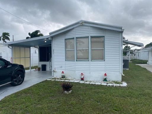 8925 Oak, Boynton Beach, FL 33436