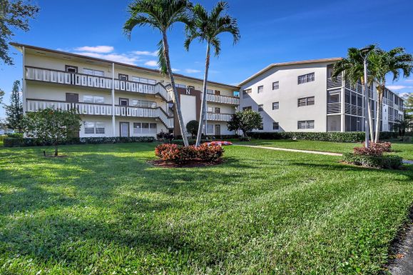 581 Mansfield N, Boca Raton, FL 33434