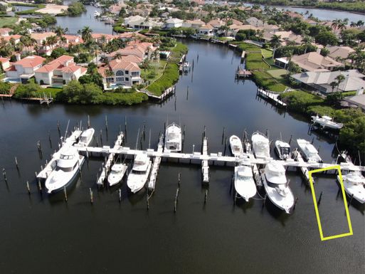 3232 Casseekey Island, Jupiter, FL 33477