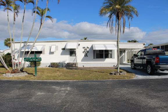 32006 Domingo Bay, Boynton Beach, FL 33436