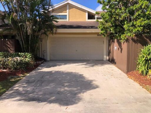 7516 Sierra, Boca Raton, FL 33433