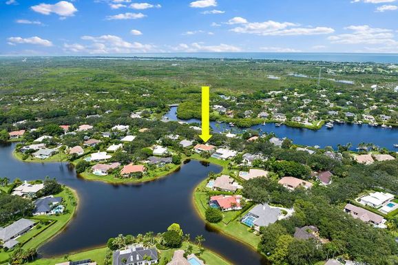 18421 Heritage, Tequesta, FL 33469