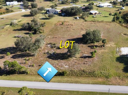 2324 59th, Okeechobee, FL 34974