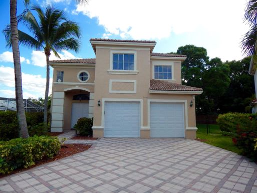 9704 Vineyard Court, Boca Raton, FL 33428