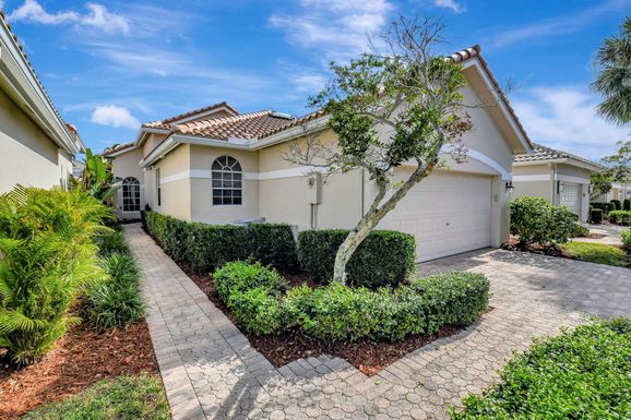 6662 25th, Boca Raton, FL 33496